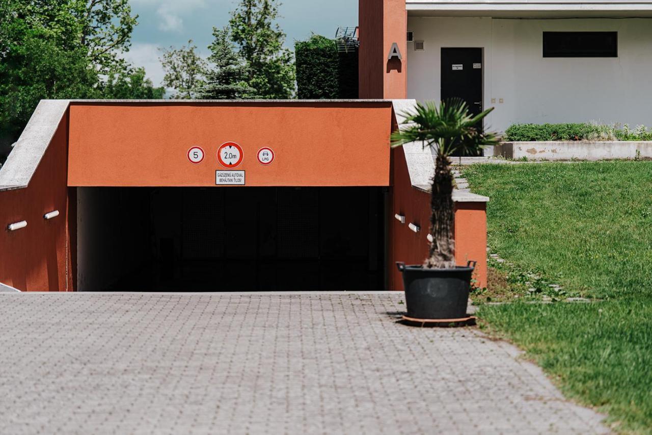 Butique Apartman บาลาตอนแลลเล ภายนอก รูปภาพ